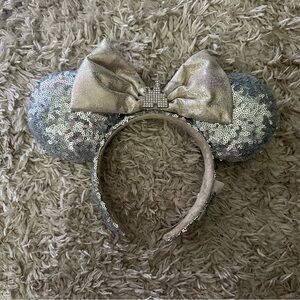 Disney Parks Silver Sequin Minnie Ears